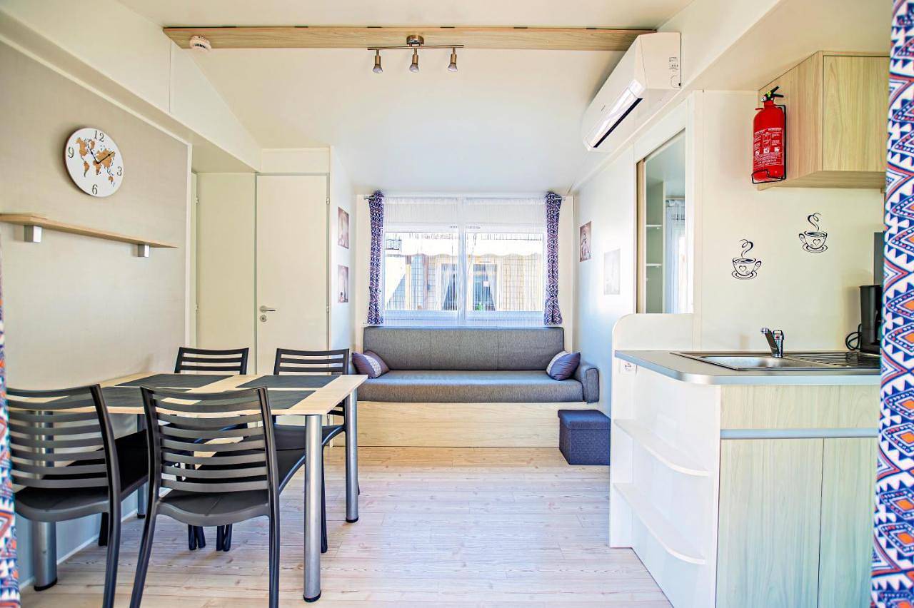Mobile Home in Valras-Plage, Côte méditerranéenne (France)