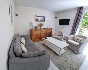Gîte pour 5 personnes, avec vue et jardin, animaux acceptés à Plouezoc'h