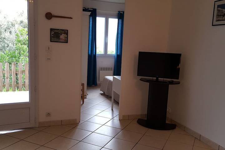 Location de vacances pour 4 personnes, avec terrasse et jardin à Viggianello - 2