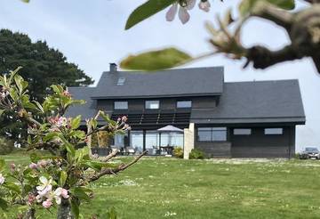 Cottage pour 10 personnes, avec jardin et terrasse à Tréflez