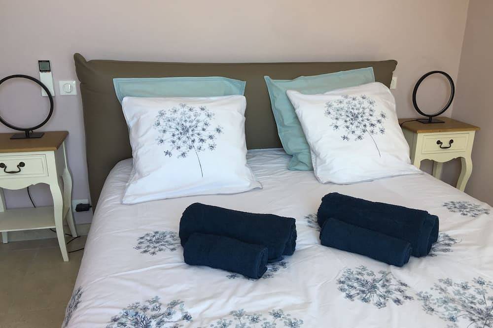 Villa *** with Clim, Superb Panorama, Swimming Pool. in Les Arcs (Var), Draguignan region