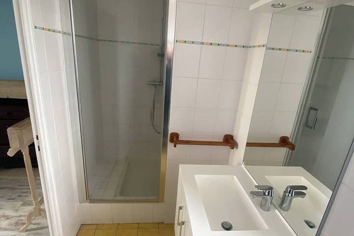 Location de vacances pour 5 personnes, avec jardin à Meuvaines - 3