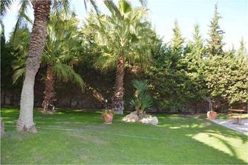 Villa for 12 Guests in Sitges, Barcelona Province, Picture 4