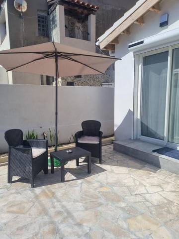 Gîte pour 2 personnes, avec vue et jardin à Port-Saint-Louis-du-Rhône