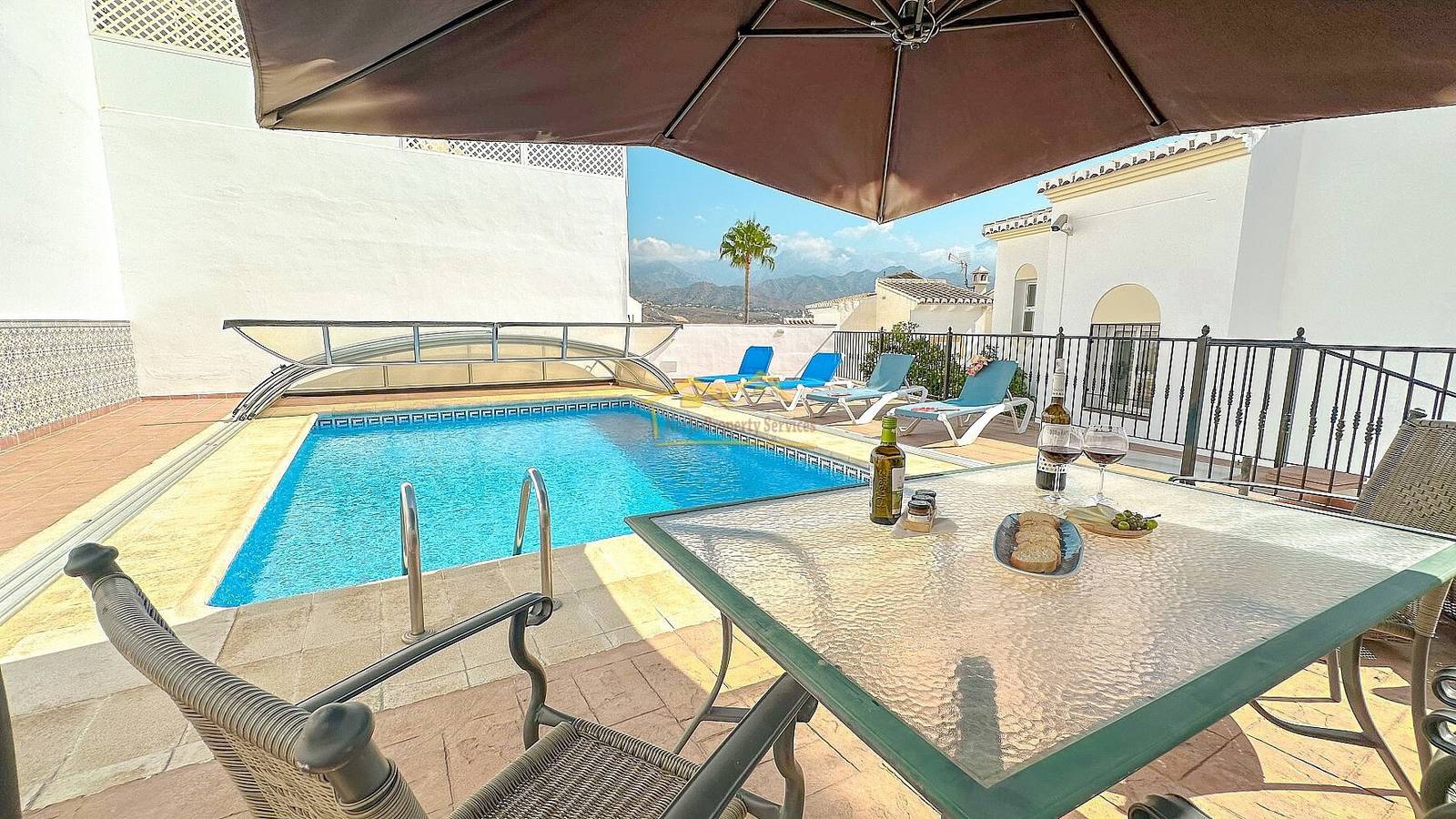 Holiday Home 'Balcón Del Mar' with Sea View, Wi-Fi and Air Conditioning in Urbanización Ladera del Mar, Nerja