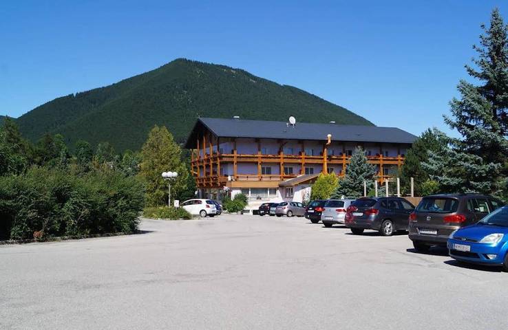 Hotel für 2 Personen, mit Terrasse und Garten sowie Pool und Sauna in Puchberg am Schneeberg