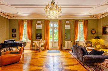 Gîte pour 2 personnes, avec vue et sauna ainsi que jardin et piscine à Saint-Sulpice-la-Pointe