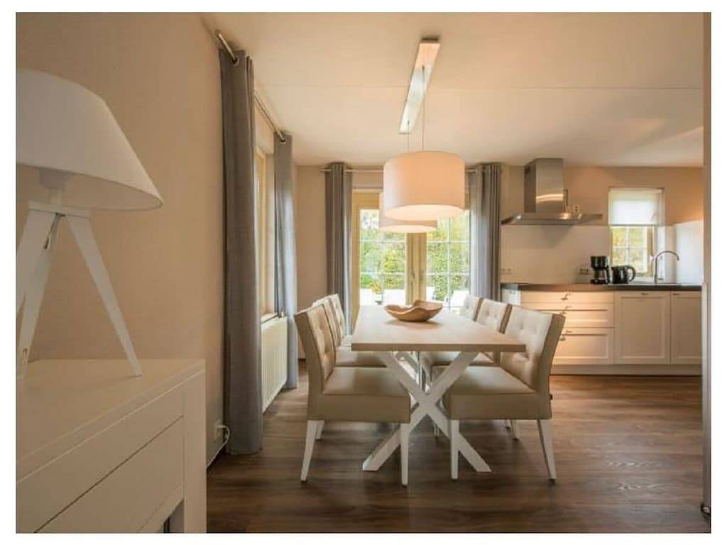 Villa in Domburg mit Schwimmbecken in Domburg, Walcheren