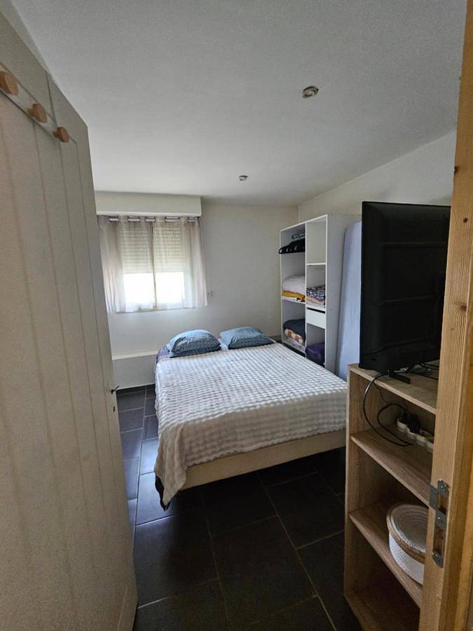 Gîte pour 7 personnes, avec vue et balcon dans Plage de la Pierre au Tambour - 2