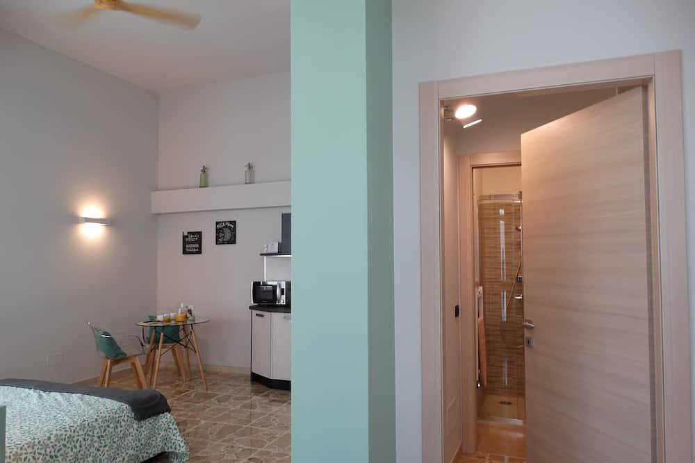 Geheel appartement, Comfortabel ontspannend Studio-appartement in het hart van Lenno: in Lenno, Tremezinna en omgeving