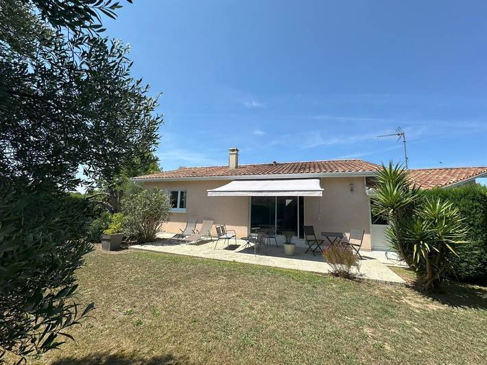 Gîte pour 2 personnes, avec Terrasse et Jardin