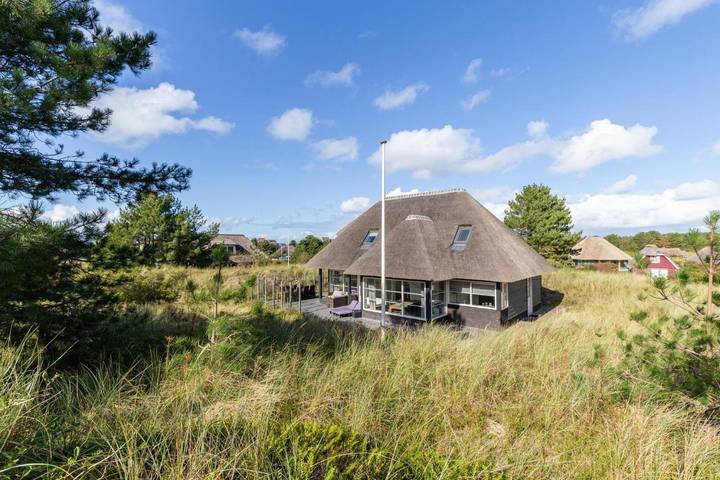 Ferienhaus für 8 Personen, mit Terrasse und Garten sowie Sauna und Ausblick in Nes