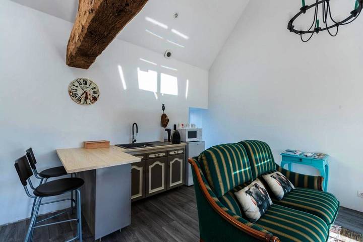 Location de vacances pour 3 personnes, avec vue et jardin à Aucey-la-Plaine - 2