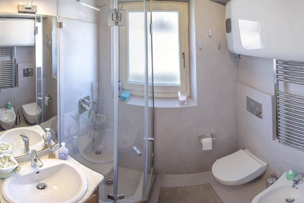 Entire apartment, Cozy Studio in the Heart of the City in Cortina d'Ampezzo, Dolomiti Superski