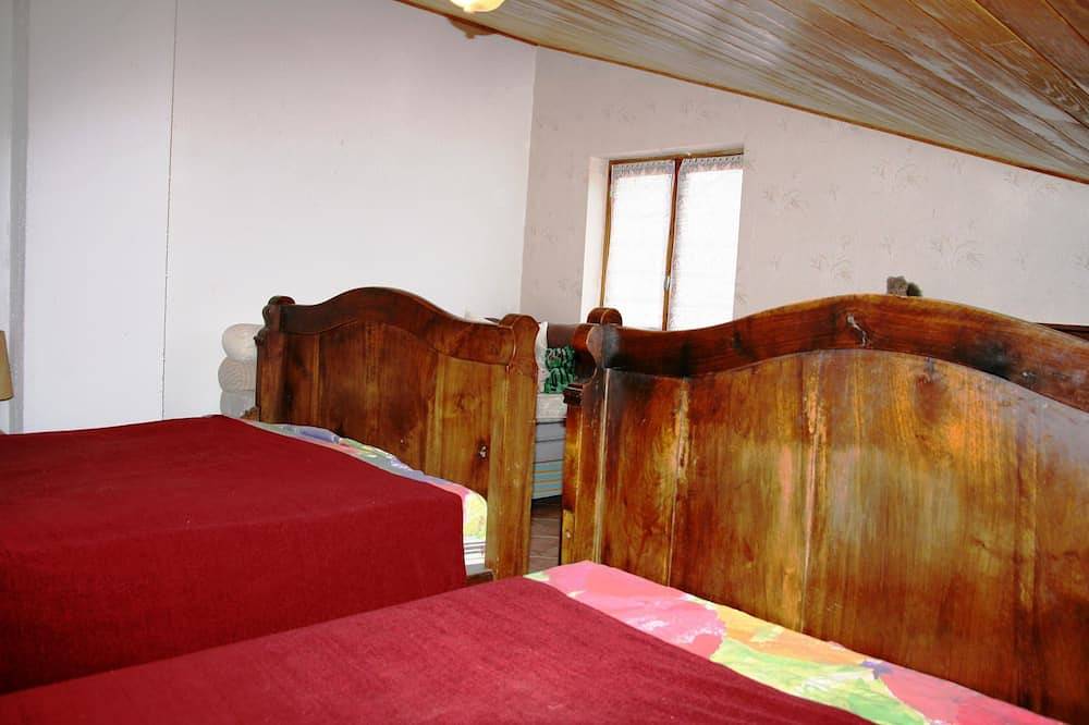 In allen Jahreszeiten Haus in üppigem Grün + privatem Pool und Wald in Mison, Forcalquier und Umgebung