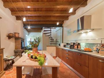 Villa for 6 People in Pescaglia, Italian Riviera, Photo 3