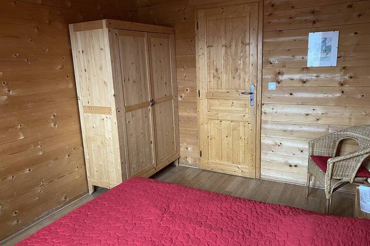 Chalet pour 10 personnes, avec jardin, animaux acceptés dans le Jura - 3