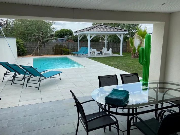 Ferienhaus für 6 Personen, mit Pool und Garten - 1