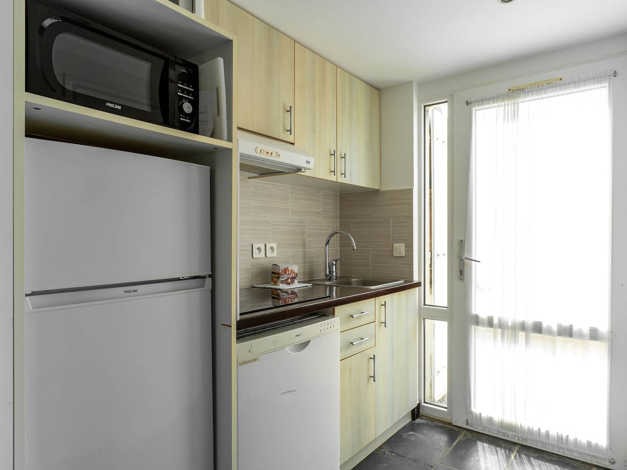 Appartement entier, Appartement de vacances pour 3 personnes avec balcon in Guidel, Côte des Mégalithes