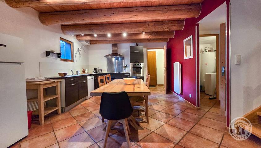 Gîte pour 6 personnes, avec terrasse à Aragnouet - 4