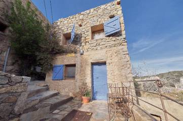 Maison d’hôte pour 2 personnes, avec terrasse et vue à Corbara