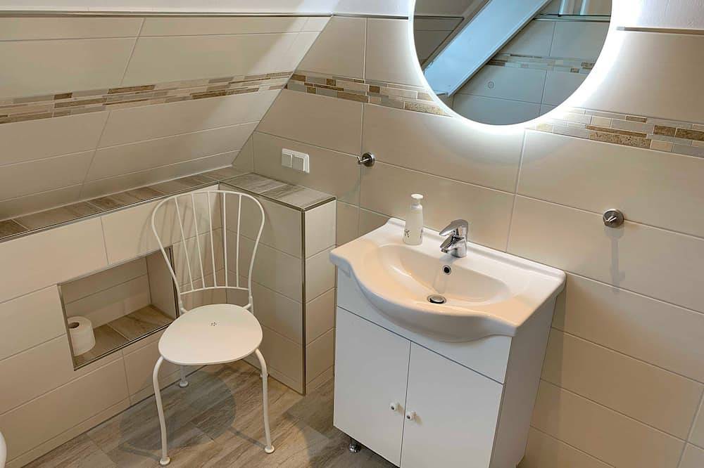 Ganze Wohnung, Unser Haus am Deich - Wohnung Meerblick - Wohnung Meerblick in Nordstrand (Gemeinde), Nordstrand