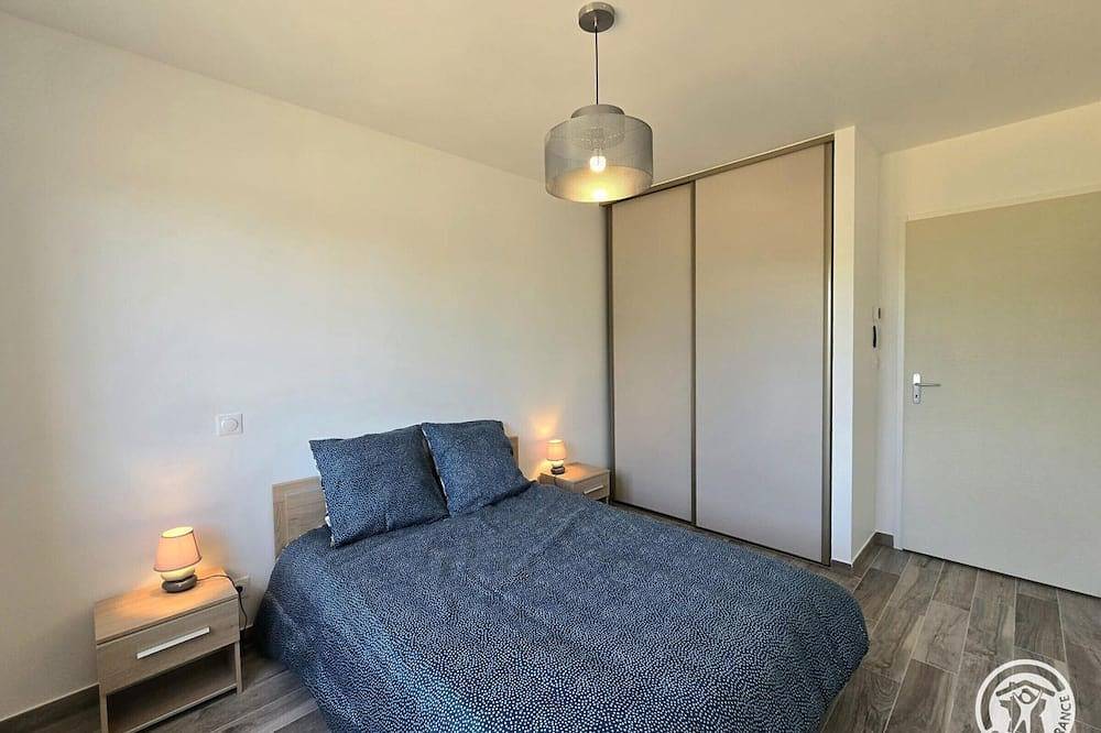Appartement entier, Maison neuve avec clim - 4 pers. vue château in Excideuil, Périgord Vert
