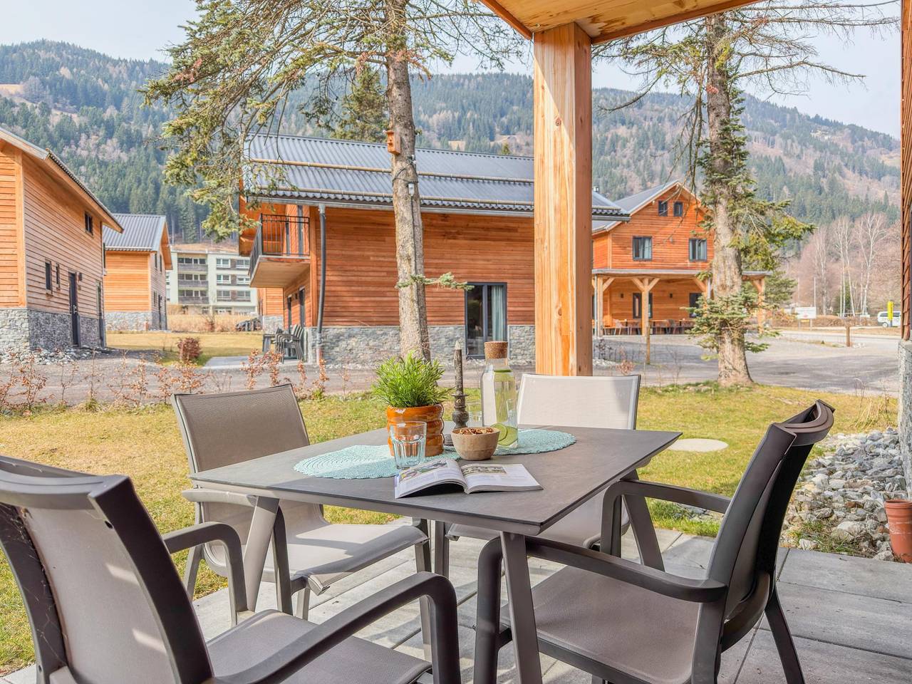 Ganze Wohnung, Schönes Apartment am See mit Blick auf die Berge in Afritz am See, Villach-Land