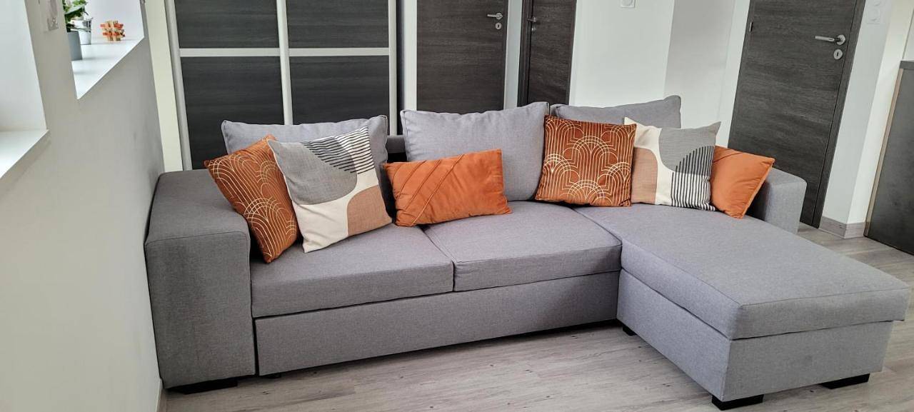 Appartement entier, One-Bedroom Apartment in Ravilloles, Parc naturel régional du Haut-Jura
