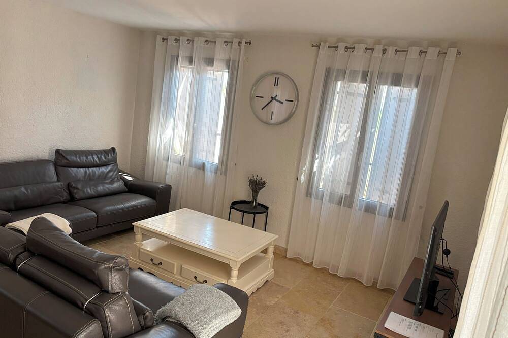 Magnificent Provencal villa with swimming pool in the Luberon in Lauris, Parc naturel régional du Luberon