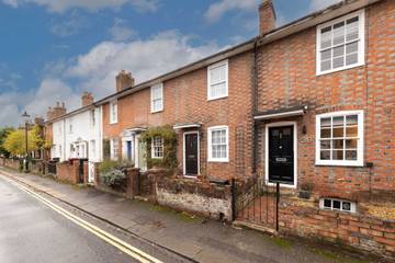 Holiday Rental for 5 People in Chichester, West Sussex, Photo 1