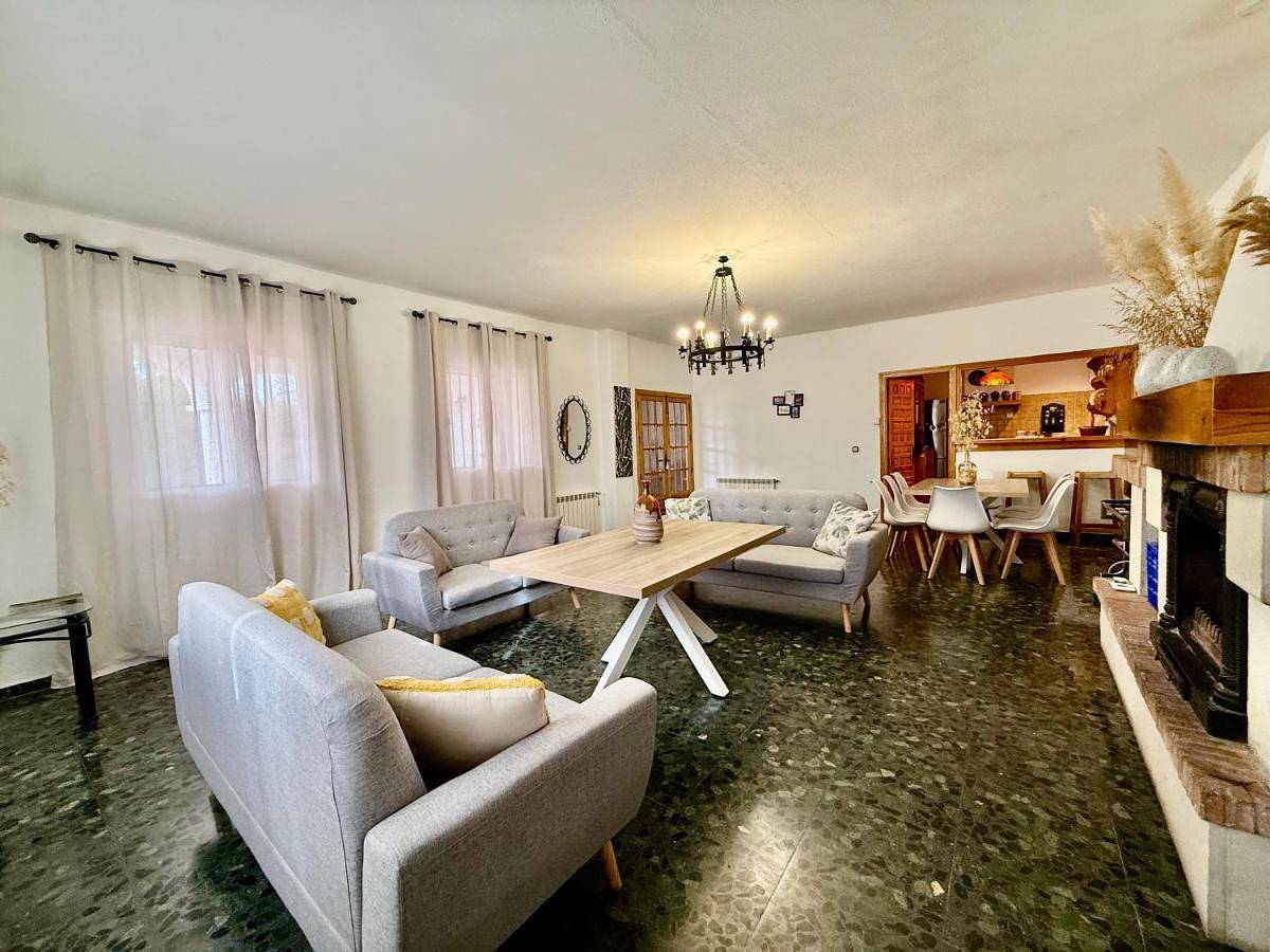 Four-Bedroom House in Úbeda, Provincia de Jaén