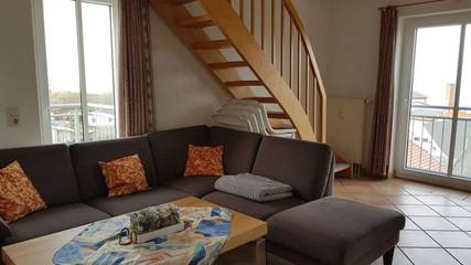 Ferienhaus für 4 Personen, mit Seeblick und Pool sowie Sauna und Balkon in Neubukow-Salzhaff