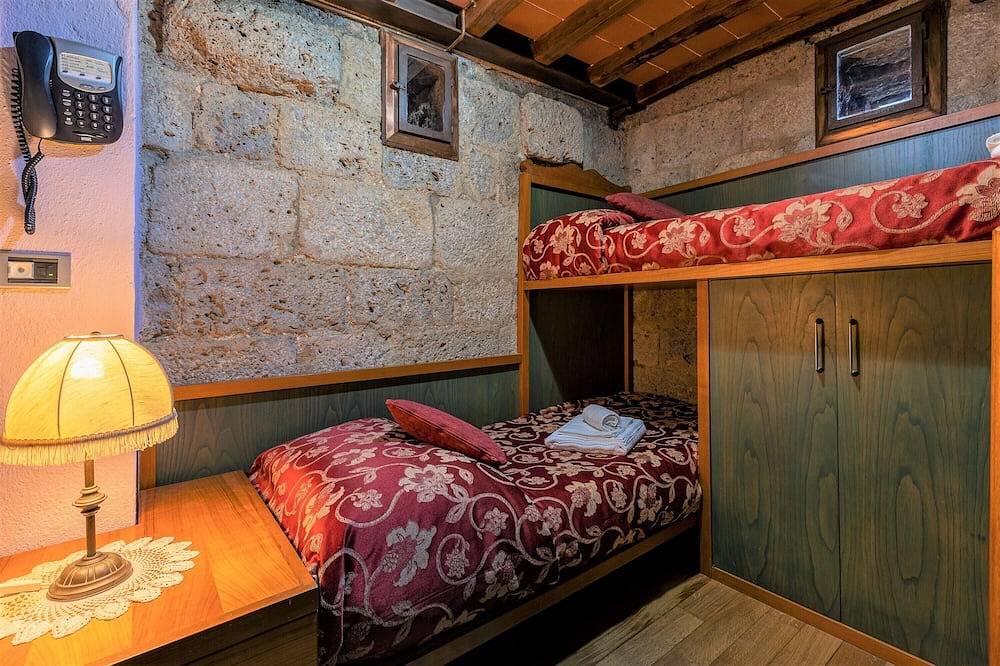 Geheel appartement, Torre Salvucci - Originele toren van de Xiisec in San Gimignano / terras met uitzicht op de stad in San Gimignano, Provincie Siena
