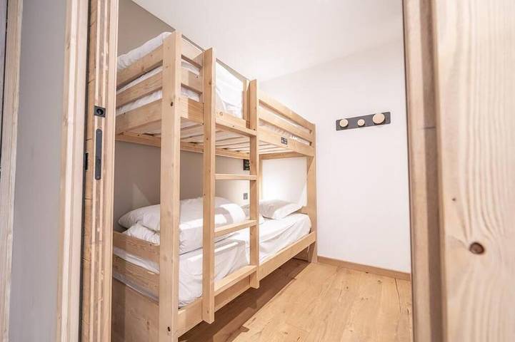 Gîte pour 5 personnes, avec Jacuzzi ainsi que Piscine et Sauna dans Office De Tourisme De Tignes Le Lac
