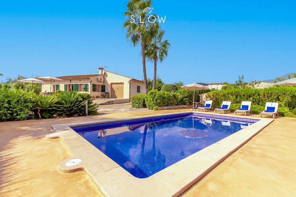 Spektakuläre Villa Santa Maria mit eigenem Pool, großem Garten und Grill in Santa Maria del Cami, Mallorca Inselmitte