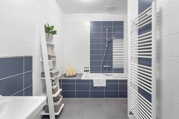 Ganze Wohnung, Adorable City Centre Apartment, Balcony, AC & Lift in Bratislava, Bratislava und Umgebung