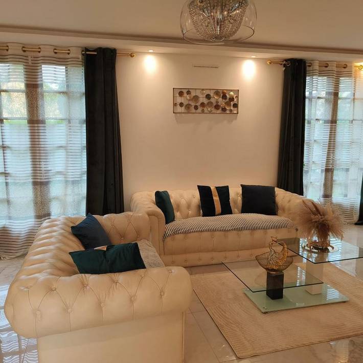 Villa pour 10 personnes, avec Terrasse et Jardin ainsi que Piscine et Vue