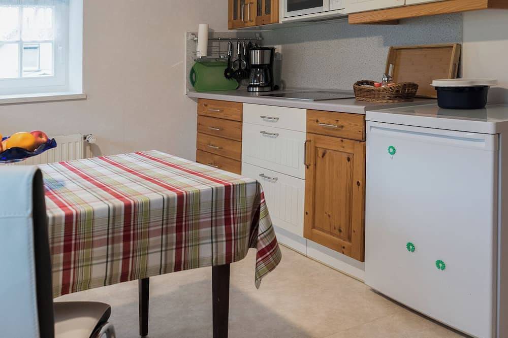 Ganze Wohnung, Ferienwohnung am Haselnussstrauch in der Sächsichen Schweiz. in Struppen, Elbsandsteingebirge