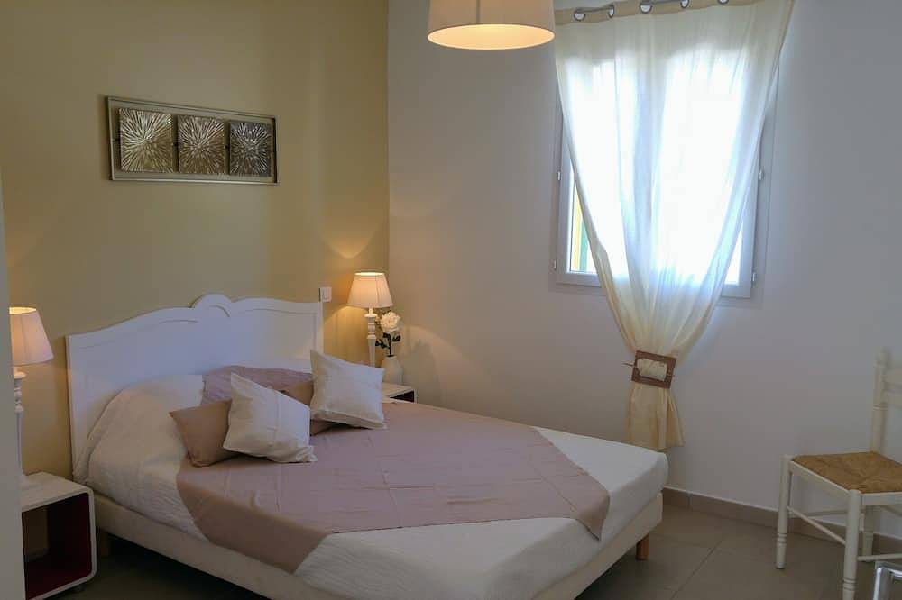 Gîte***clim-Wifi-heated pool-river 1km-beach 5km-ping-pong-pétanque in Galéria, Parc naturel régional de Corse