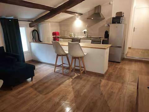 Gîte pour 4 personnes, avec vue et terrasse, animaux acceptés à Buxerolles - 2