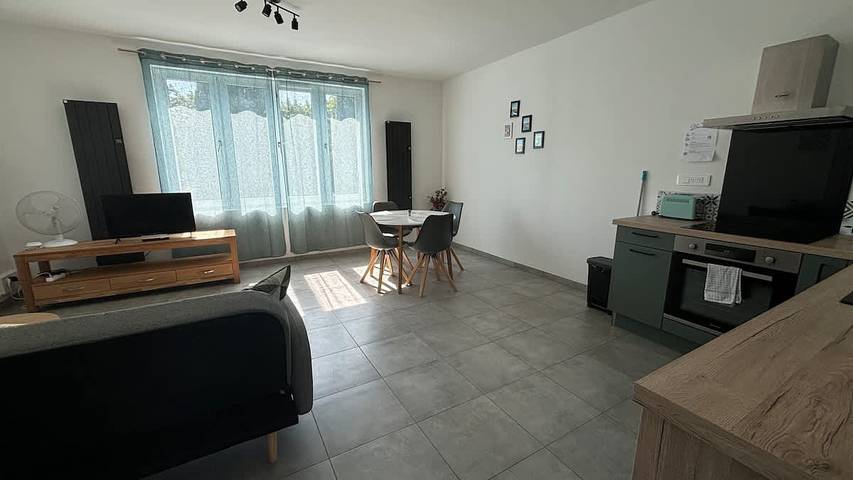 Entire apartment, Le Rietz 4 - proche gare, T2 tout équipé in Arras, Arras region
