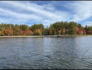 Cabin for 6 Guests in Wolfeboro, Lake Winnipesaukee, Picture 2