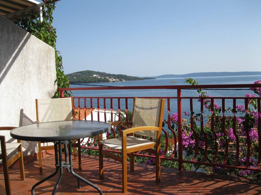 Cały apartament, Apartament w Seget Vranjica z Widok na morze, balkon, Klimatyzacja, Wifi (215-1) in Seget Vranjica, Żupania splicko-dalmatyńska