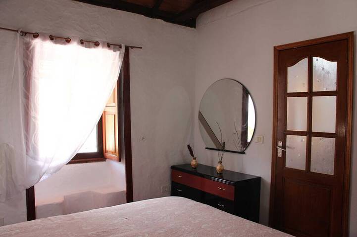 Finca für 4 Personen, mit Terrasse und Pool sowie Garten in Tijarafe - 3