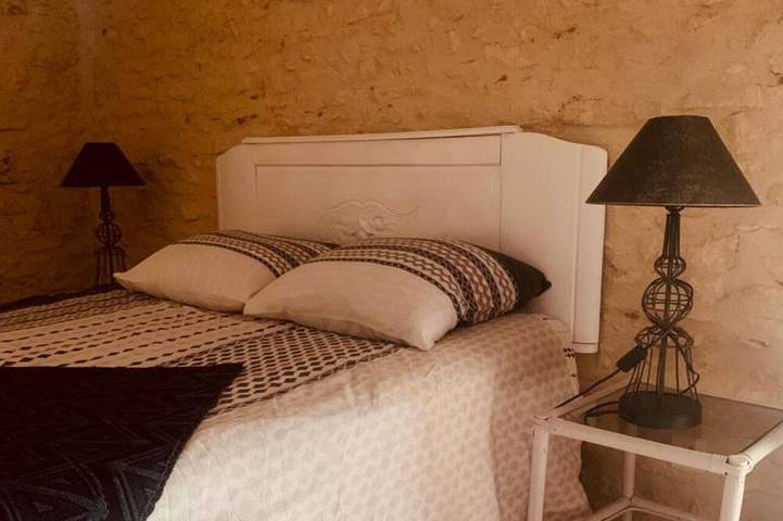 Location de vacances pour 7 personnes, avec jardin et terrasse à Saint-André-de-Lidon - 2