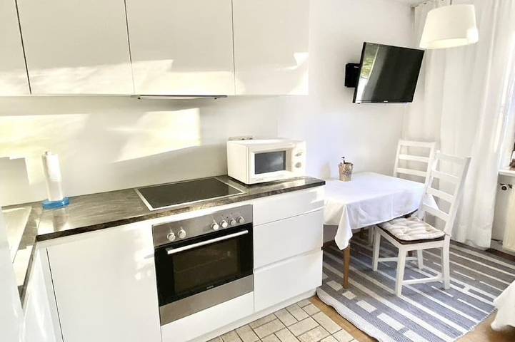Ferienwohnung für 3 Personen, mit Balkon und Garten