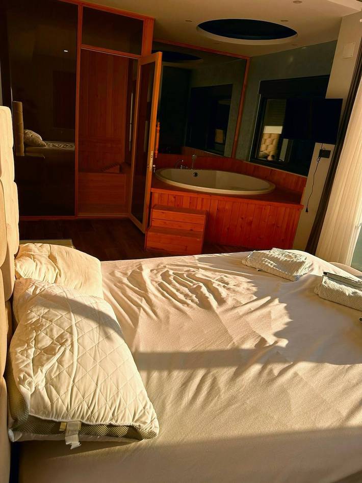 Villa für 8 Personen, mit Sauna und Garten - 1