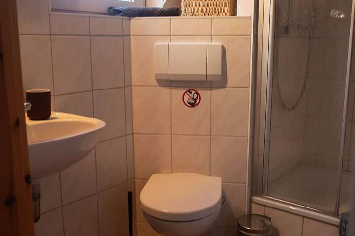 Blockhütte für 2 Personen, mit Garten, mit Haustier in Waren (Müritz) - 4