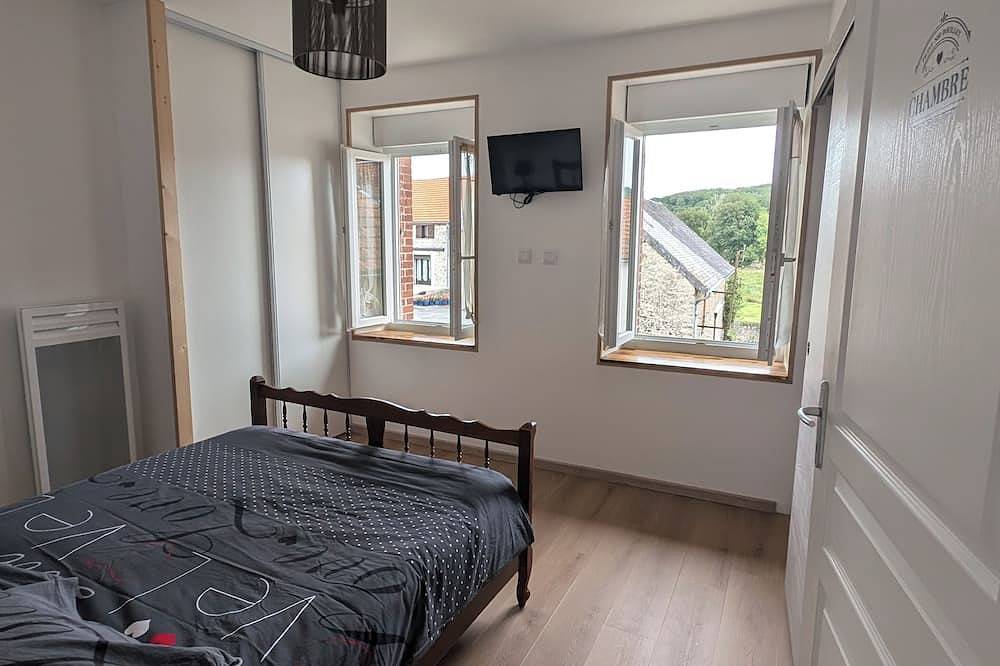 Maison Agréable 4 à 6 Pers in Guéret region